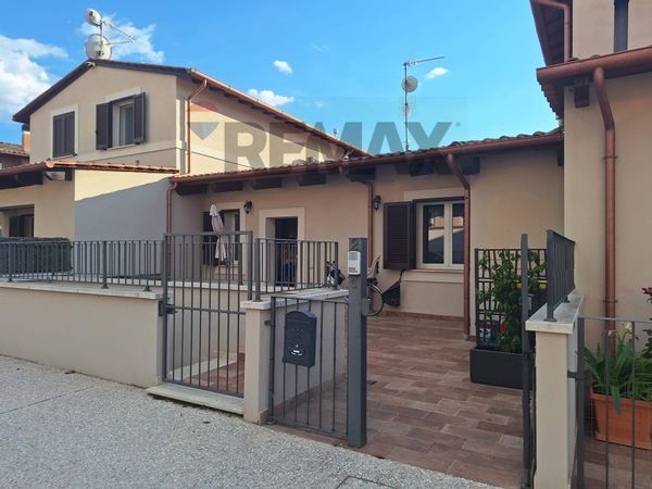 Villa a schiera Santa Maria in Valle, Trevi, PG Vendita - Foto 2