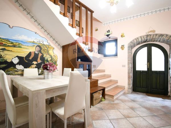 Casa Indipendente Bosa, OR Vendita