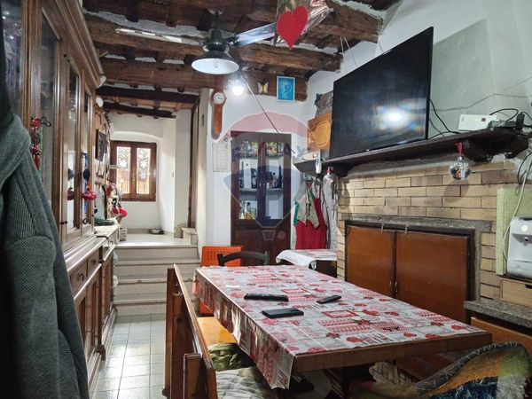 Appartamento Spello, PG Vendita