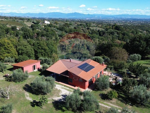 Villa singola Formello, RM Vendita