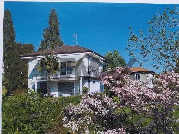 Villa singola Zona Borri/ospedali, Varese, VA Vendita