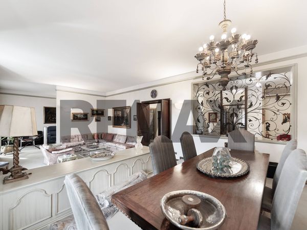 Appartamento Buenos Aires, Milano, MI Vendita
