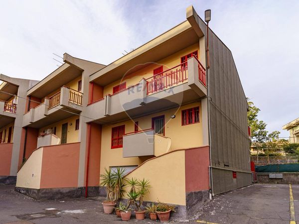Villa a schiera Ficarazzi, Aci Castello, CT Vendita