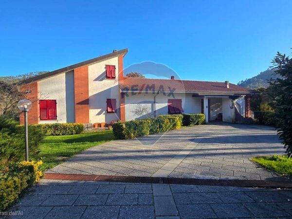 Villa singola Beverino, SP Vendita