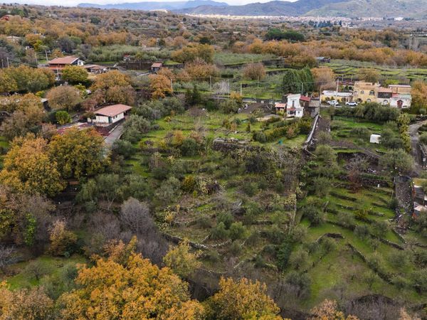 Casa Semindipendente Piedimonte Etneo, CT Vendita
