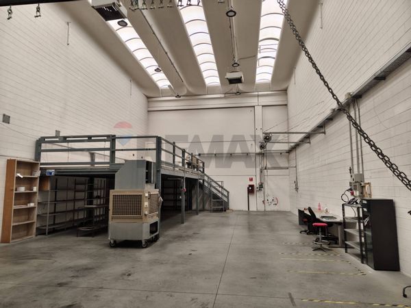 Capannone Industriale Agrate Brianza, MB Affitto