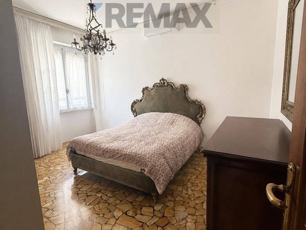 Appartamento Valloria, Savona, SV Vendita