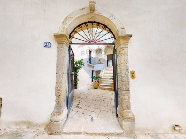 Casa Indipendente Centro Storico, Galatina, LE Vendita - Foto 3