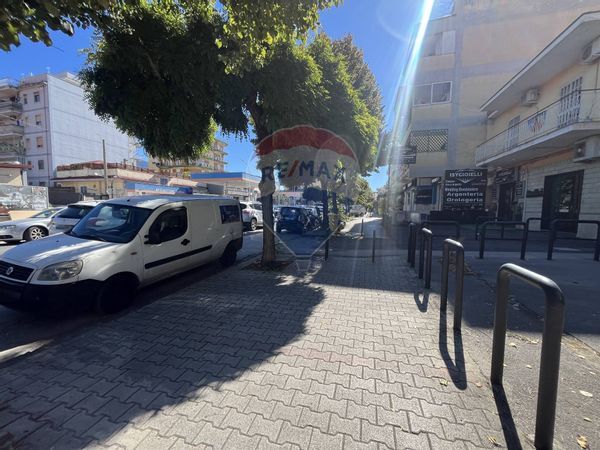 Negozio Ponticelli, Napoli, NA Affitto