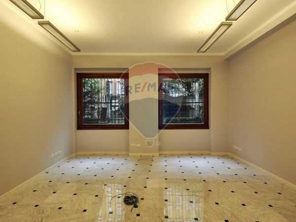 Ufficio Centro Storico, Milano, MI Affitto