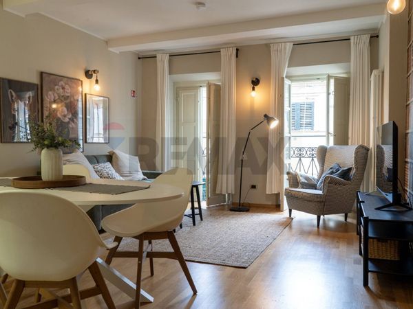 Appartamento Centro storico, Lucca, LU Vendita