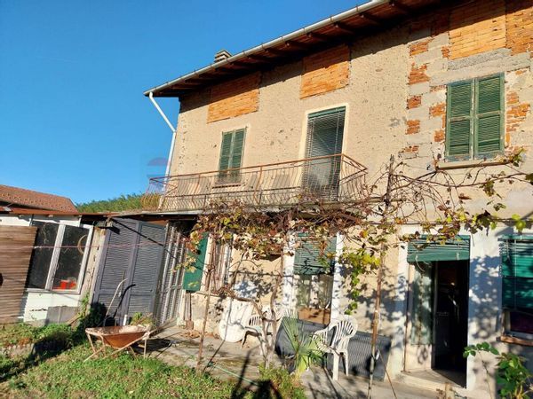Casa Indipendente Luino, VA Vendita