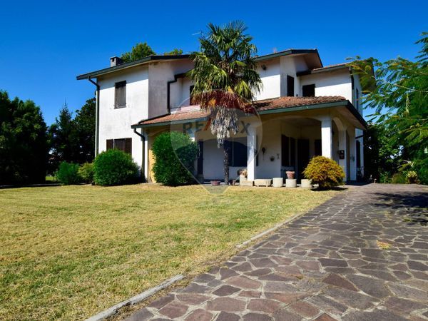 Villetta bifamiliare San Grato, Lodi, LO Vendita