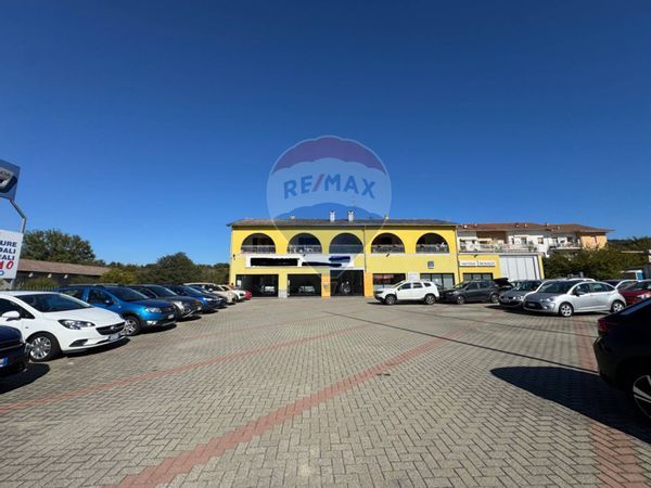 Locale Commerciale Rocchetta, Cairo Montenotte, SV Vendita