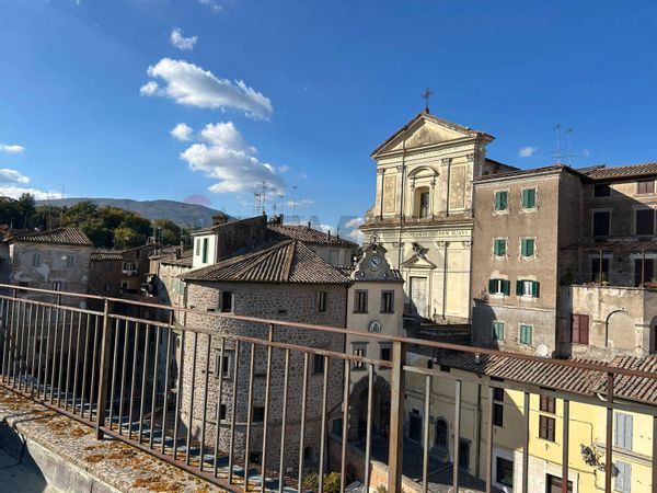 Appartamento Vallerano, VT Vendita