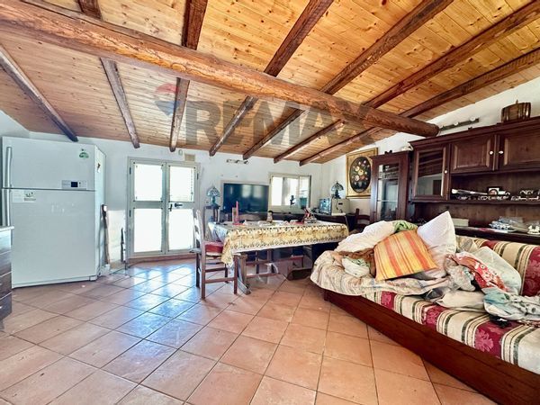 Casa Indipendente Centuripe, EN Vendita