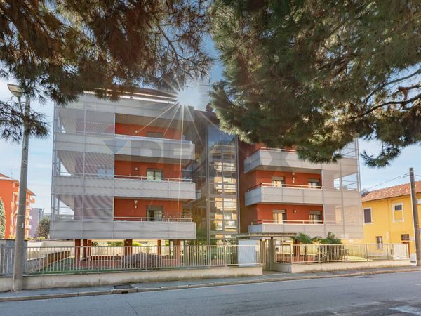 Attico/Mansarda Castellanza, VA Vendita