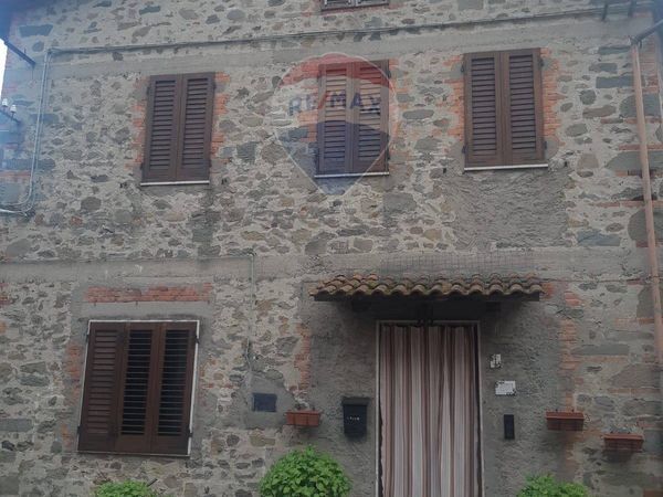 Casa Indipendente Pariana, Villa Basilica, LU Vendita