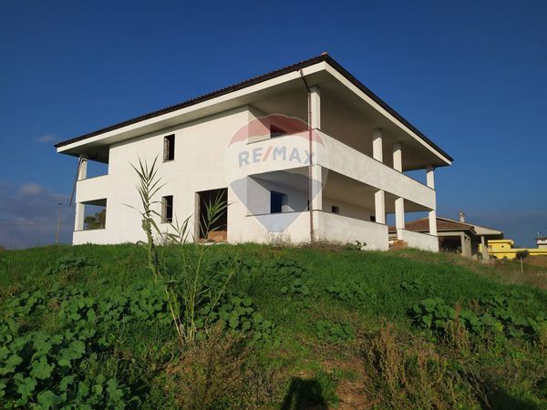 Casa Indipendente Fossignano, Aprilia, LT Vendita - Foto 2