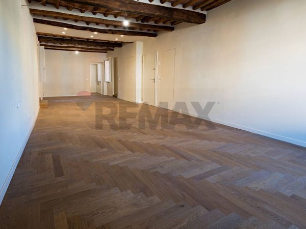 Appartamento Centro storico, Lucca, LU Vendita - Foto 2