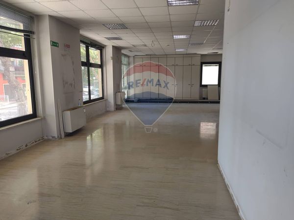 Locale Commerciale Viserba, Rimini, RN Affitto - Foto 4