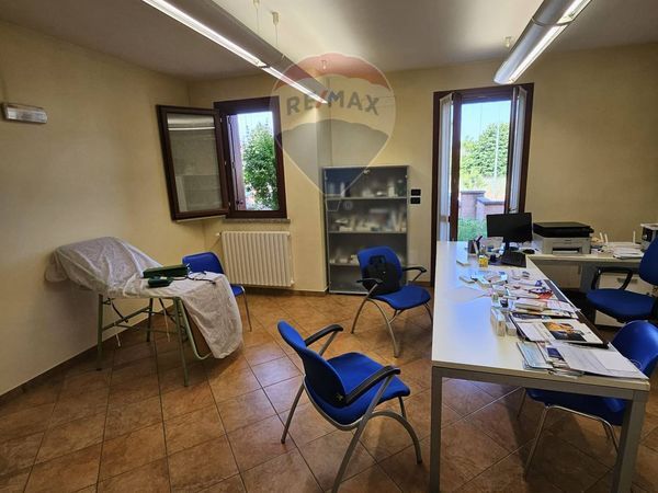 Ufficio Castelnuovo Angeli, Mantova, MN Affitto