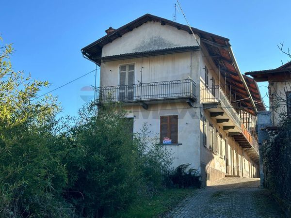 Porzione di casa Casapinta, BI Vendita