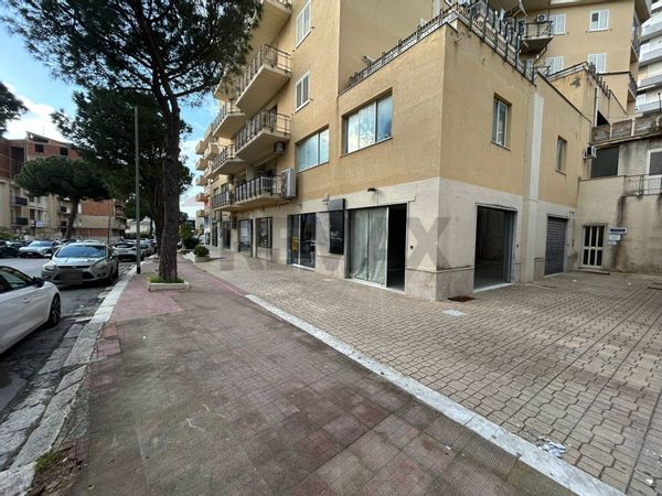 Attività  Commerciale Favara, AG Affitto