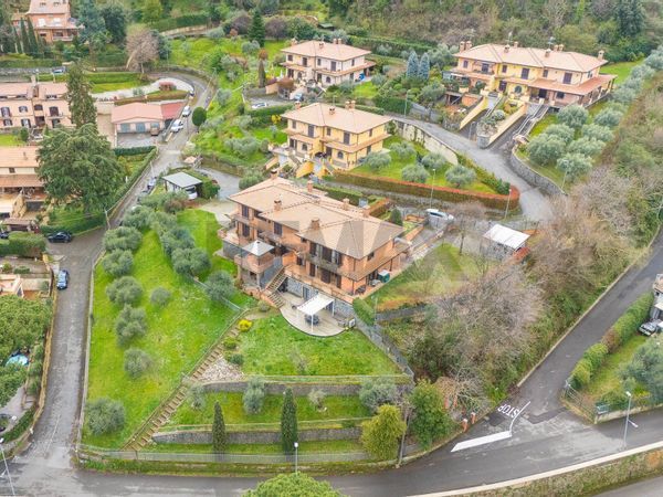 Villa o villino Monte Porzio Catone, RM Vendita