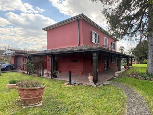 Villa singola Periferia, Frosinone, FR Vendita