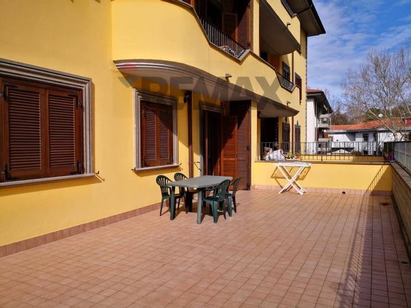 Appartamento Paradiso, Viterbo, VT Affitto