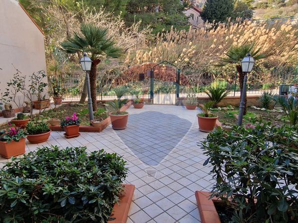 Villa a schiera Zona Università Enna Bassa, Enna, EN Vendita