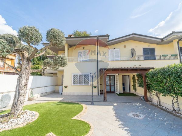 Villa o villino Marco Simone, Guidonia Montecelio, RM Vendita