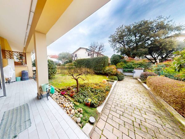 Villa a schiera Lomagna, LC Vendita