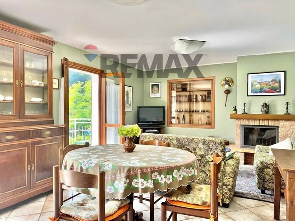 Appartamento Casina, RE Vendita