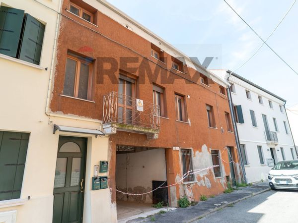 Casa Indipendente Centro, Rovigo, RO Vendita