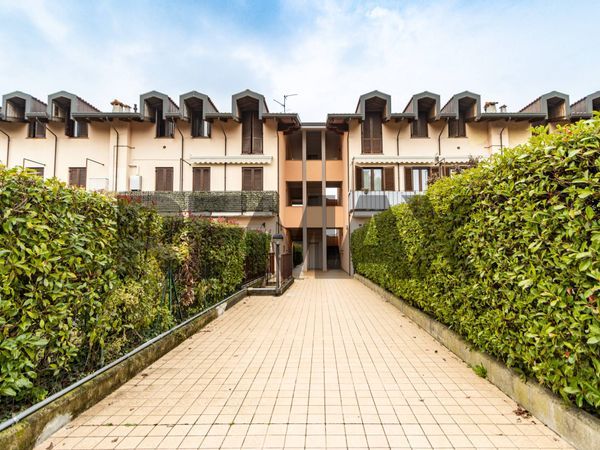 Appartamento Besana in Brianza, MB Vendita