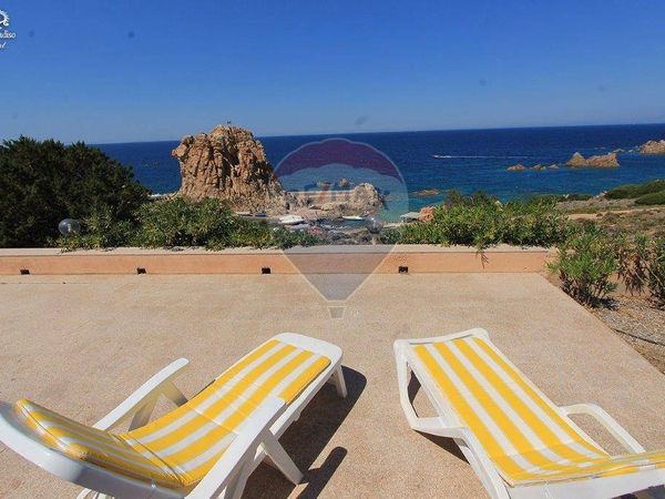Casa Indipendente Costa Paradiso, Trinità d'Agultu e Vignola, SS Vendita