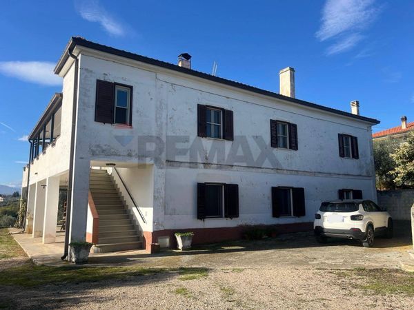 Casa Indipendente Pianella, PE Vendita