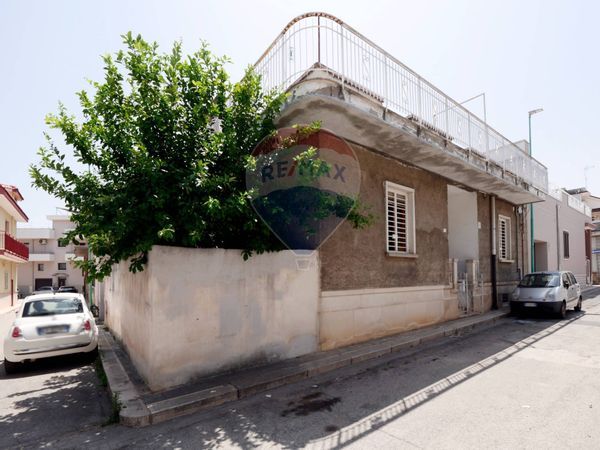 Casa Indipendente Bitetto, BA Vendita