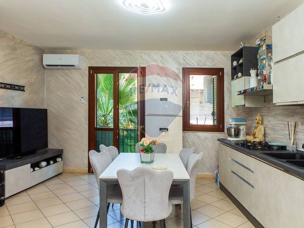 Appartamento Motta Sant'Anastasia, CT Vendita