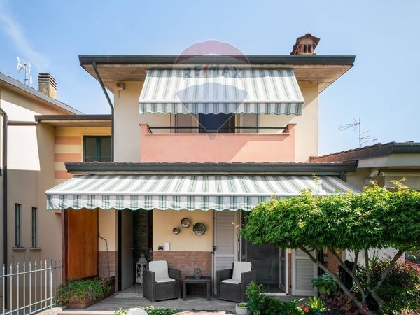 Villa a schiera Pedrocca, Cazzago San Martino, BS Vendita