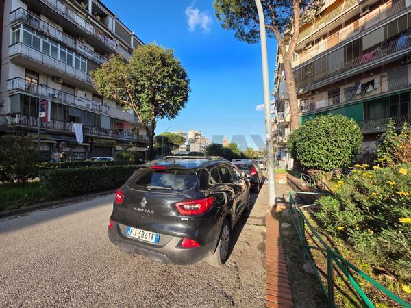 Negozio Zona P.co Acacie, Casavatore, NA Affitto - Foto 4