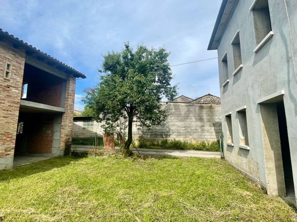 Casa Indipendente San Giovanni, Valdobbiadene, TV Vendita