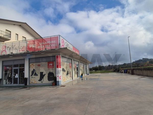 Locale Commerciale Passo, Mirabella Eclano, AV Affitto - Foto 2