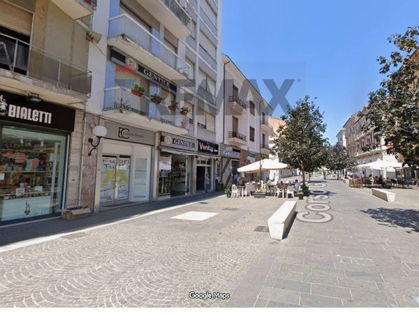 Locale Commerciale Mazzini, Cosenza, CS Vendita