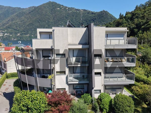 Appartamento Tavernola, Como, CO Vendita