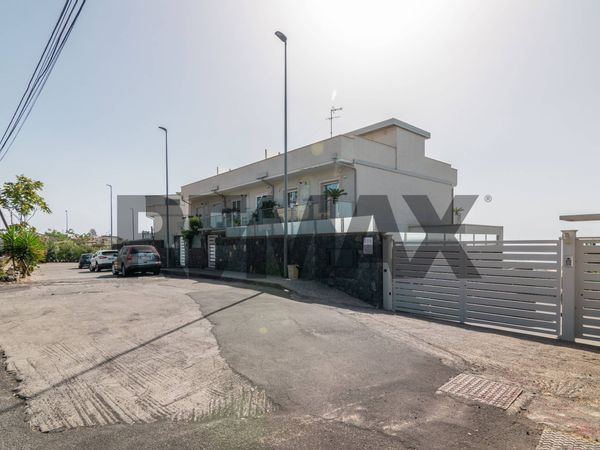 Villa a schiera Zona di prestigio, Catania, CT Vendita - Foto 2