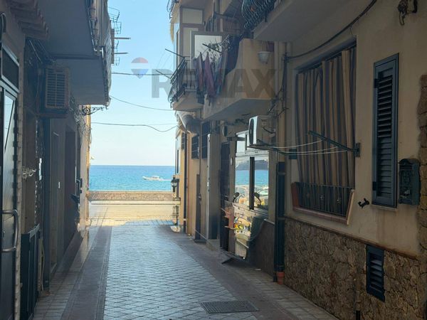Appartamento Giardini, Giardini-Naxos, ME Vendita