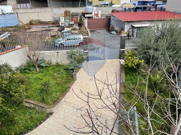 Appartamento Adrano, CT Vendita